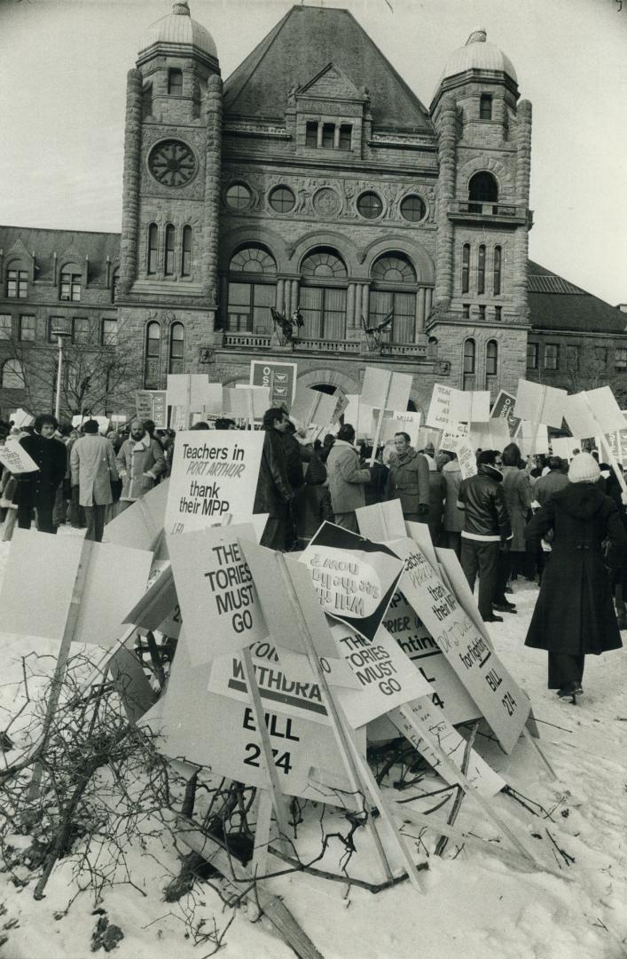 Protest Demonstrations - Canada - Ontario - Toronto, etc - Teachers