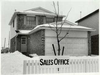 House prices are down sharply and so are mortgage rates, leading to some renewed activity in Toronto's moribund real estate market