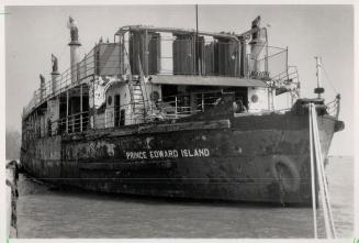 Hulk could lose this one: Whitby appears to have upper hand against ship's owner