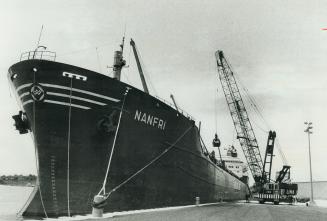 A big ship brings in a sweet cargo, The biggest ship ever to dock in Oshawa Harbor is in port now