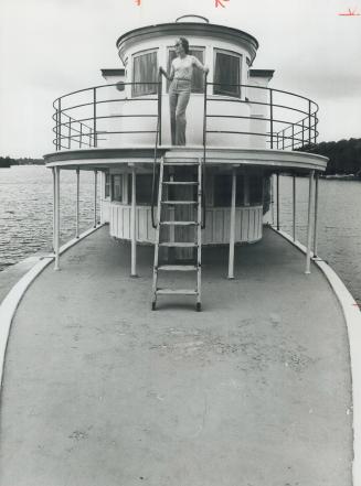 The Ssegwun, an early Muskoka paddlewheeler, is being restored at Gravenhurst