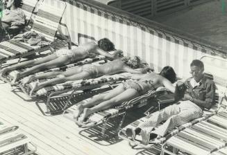 Soaking up sunshine on the deck of a cruise ship is great if it's done properly - time your tanning and don't try to rush things