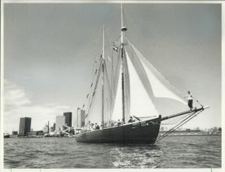 A lady comes to town, La Marie-Clarisse sailed into town yesterday to share her wealth of history at the York Town Woodenboats Festival at harbourfront this weekend