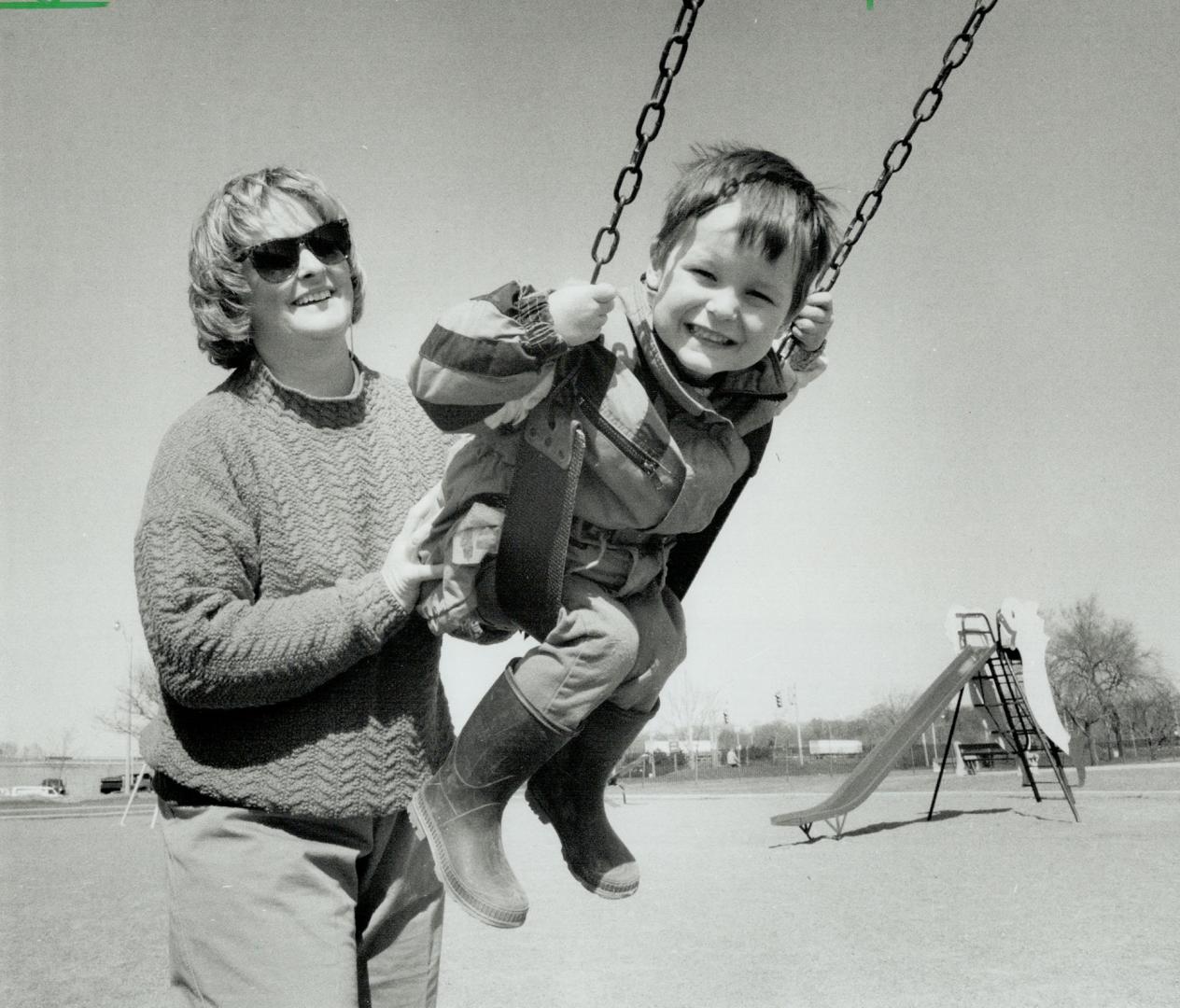 It's finally spring, Taking in the welcome sunshine yesterday in Sunnyside Park are Dianne Lazaruk and her 3-year-old son, Daniel Wilson. Spring offic(...)