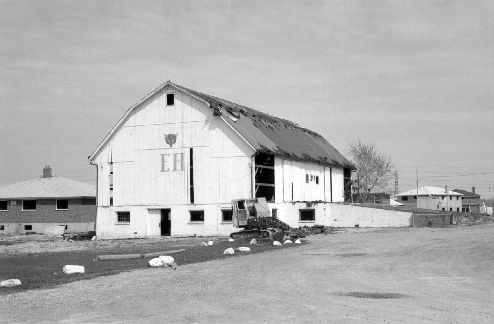 Eglinton Hunt Club Barn