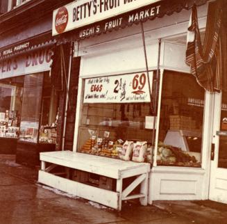 Betty's Fruit Market 3 photos circa 1960