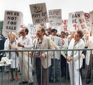 Doctors storm Queen's Park