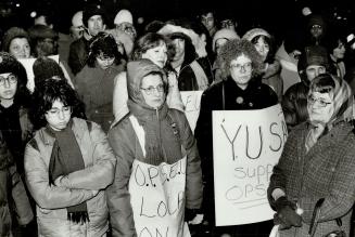 Community college strikers picket, with help from veteran of successful York University strike