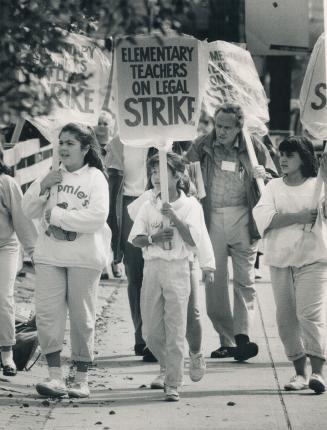 Strikes - Canada - Ontario - Toronto - Teachers 1987