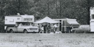 Campsites in provincial parks are often so full of non-residents that people of Ontario are turned away on a Friday night, reader says below. I do not(...)