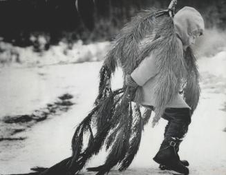 Happiness is a tree of your very own, The bite of frosty air and crunch of snow underfoot as he hauls his own Christmas tree out of the bush north of (...)