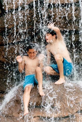 Wild water kingdom. Shane Noble (left) & Darren Ivens