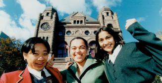 Duke of Edinburgh Awards, Shirley Chin (L) Bodour Salhia & Minakshi Bhardwaj ( R )