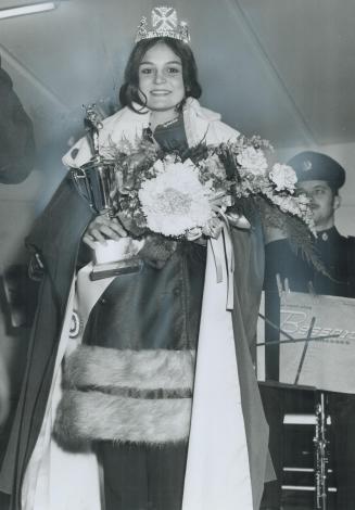 Toronto crowns a carnival queen, Marie Mallia, 14, representing the Annette Community Centre, smiles happily after winning 20 other contestants to be (...)