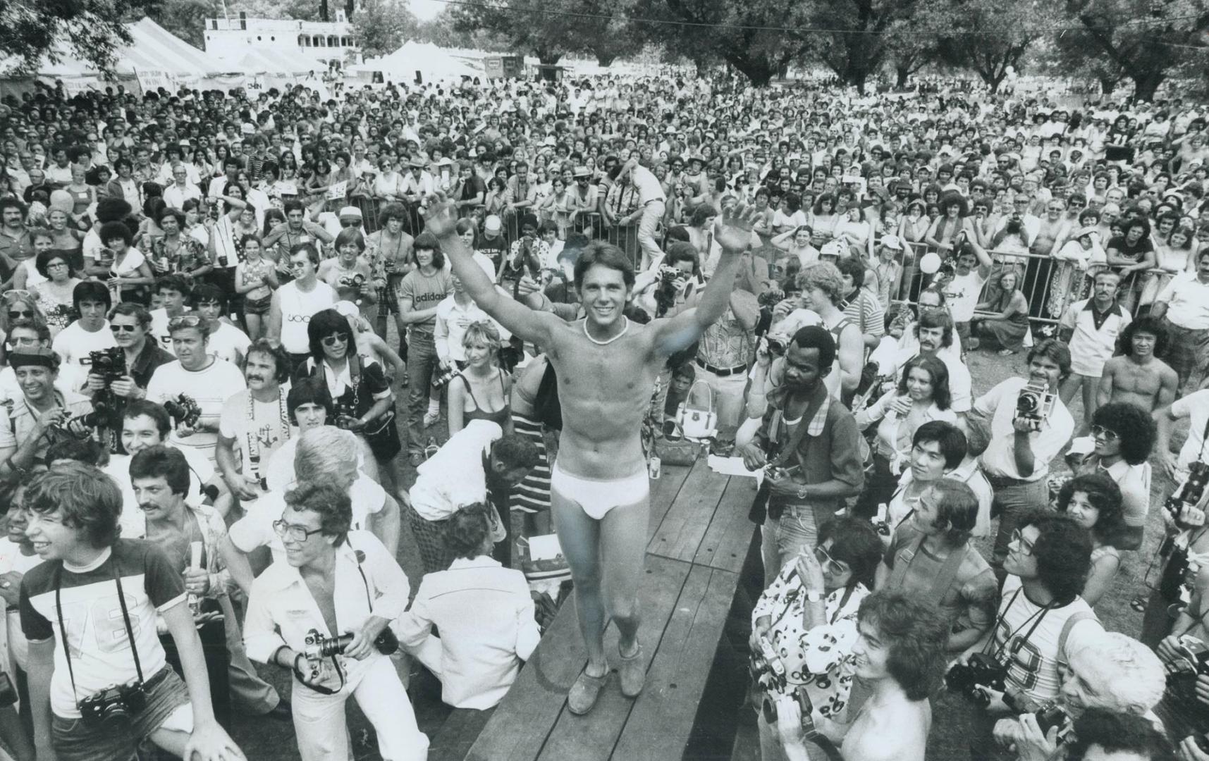 New attraction this year was the Mr. Bikini contest. Winner among the 10 competitors was Alex Richards, 21, of Weston, a former Ontario gymnastics cha(...)