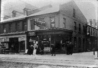 King Street East, southeast corner Leader Lane, Toronto, Ontario