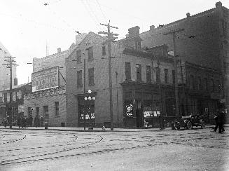 Bay St., north east corner Richmond Street West, Toronto, Ontario