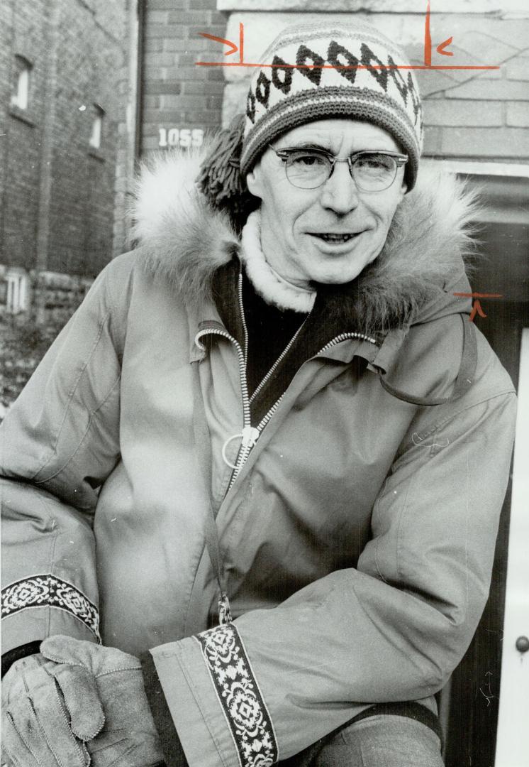 Clarke. In 1951, James Clarke was assigned to the Anglican mission at Fort Chimo, 30 miles south of Ungava bay in Labrador. He had become a priest the(...)