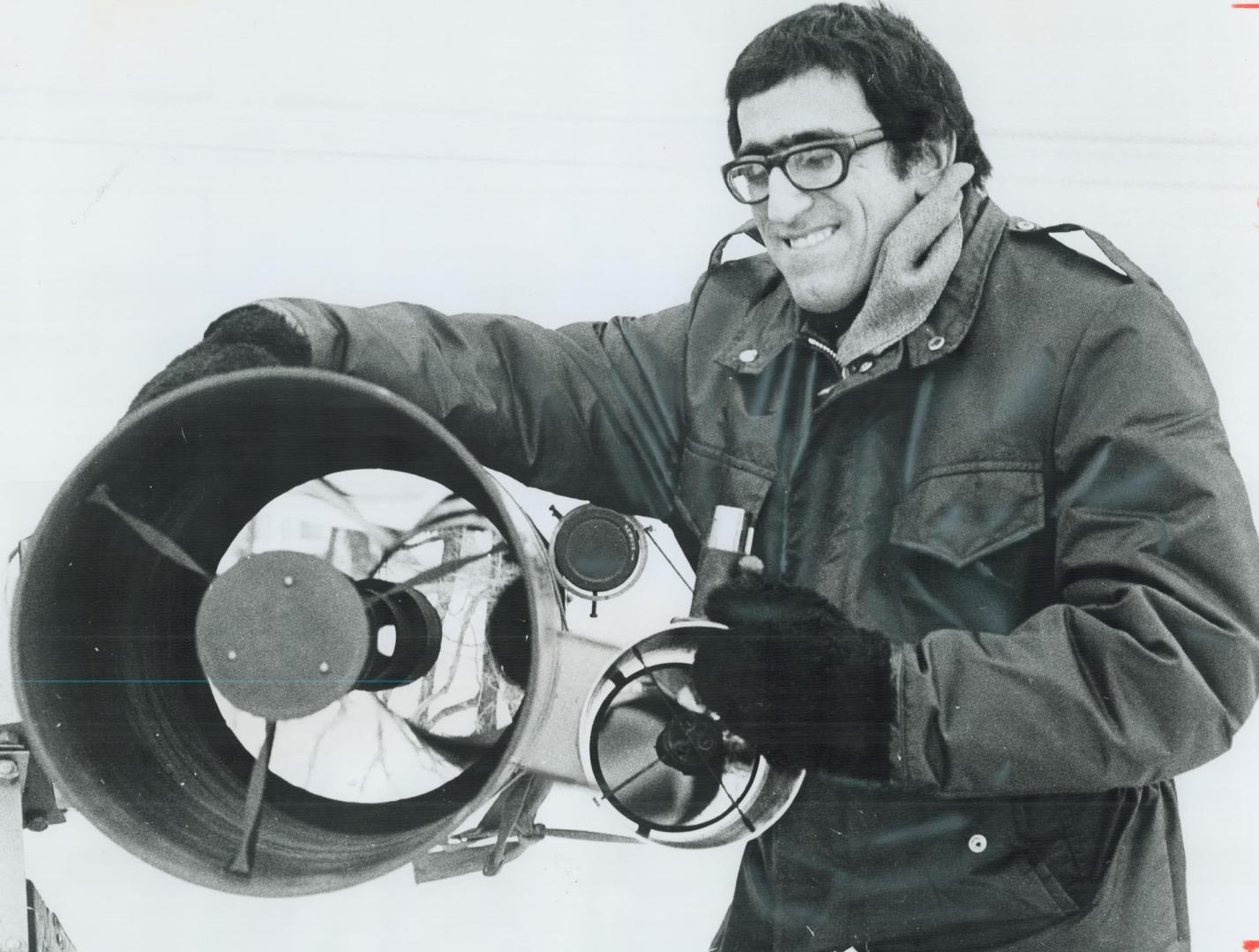 Astronomer-Priest George Galea is proud of this 12-inch reflecting telescope he built - including the grinding of the mirror. He now is working on a 2(...)