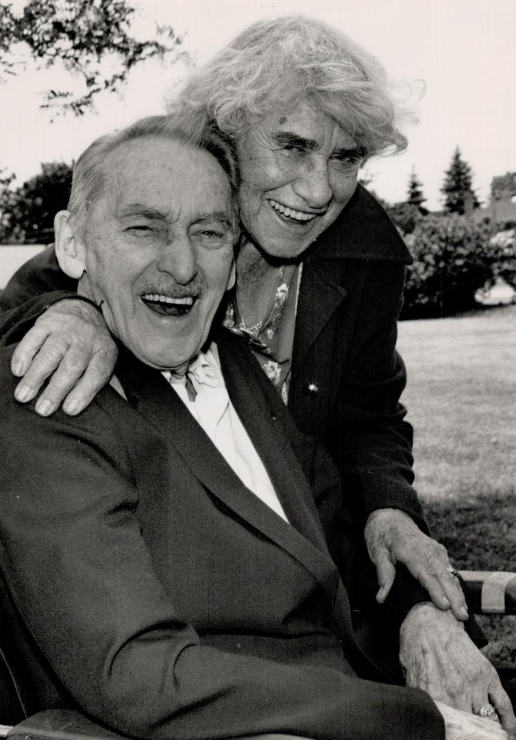 Reunion after 60 Years. Born in England, Stan Hopson, 88, and is sister, Mary Fresen, 85, later lived half a world apart for more than 60 years. But a(...)