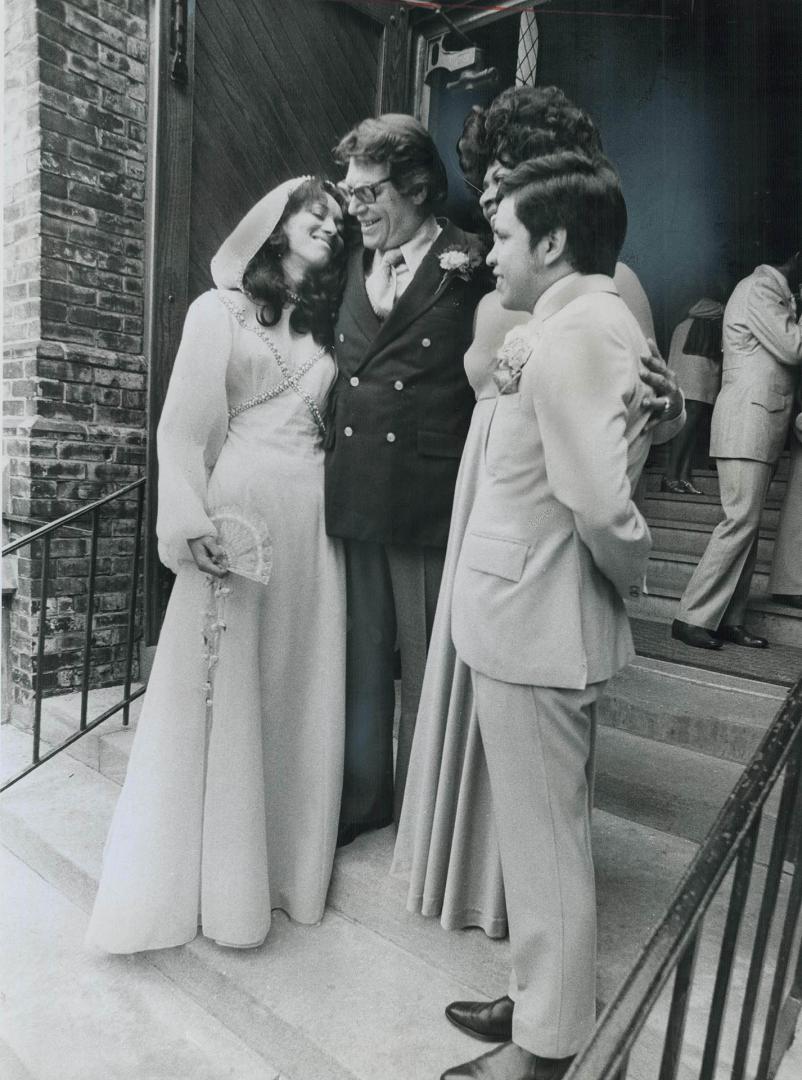 Bride, Shoron Lee Marshall and groom Jose Gomez stand with bride's mother, Phyllis Marshall McGibbon and husband Ed McGibbon. Marriage, held Saturday (...)