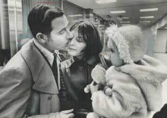 A tearful farewell at Toronto International Airport yesterday, as Susan Andrews, 23, with her daughter, Tracey, say goodby to Susan's dad, Walter Slat(...)