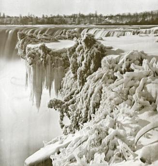 NIAGARA FALLS, west side of Horseshoe Falls,