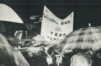 Sports - Hockey - Team Canada - Players - Canadian - Homecoming (1972)