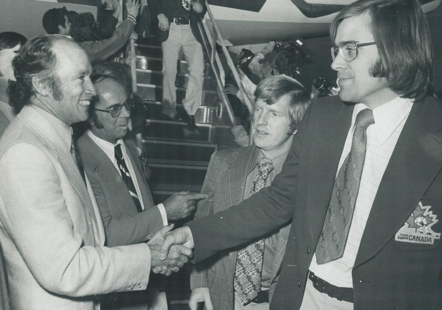 Sports - Hockey - Team Canada - Players - Canadian - Homecoming (1972)