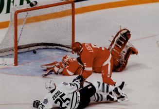 Peter Zezel (Leaf), Nicklas Lidstrom, Tim Cheveldae