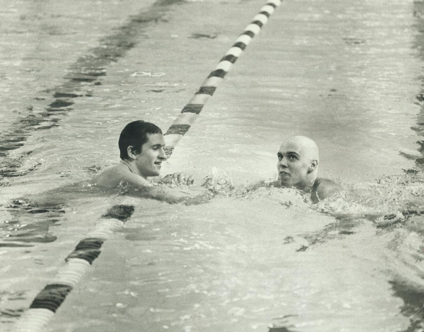 Swim stars take centre stage. A quarlet of front-runners ham it up for the Cameras at yesterday's Olympic swimming trials at Etobicoke Olympium. Nose (...)