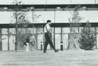 Sports - Olympics - (1976) - Montreal - Security