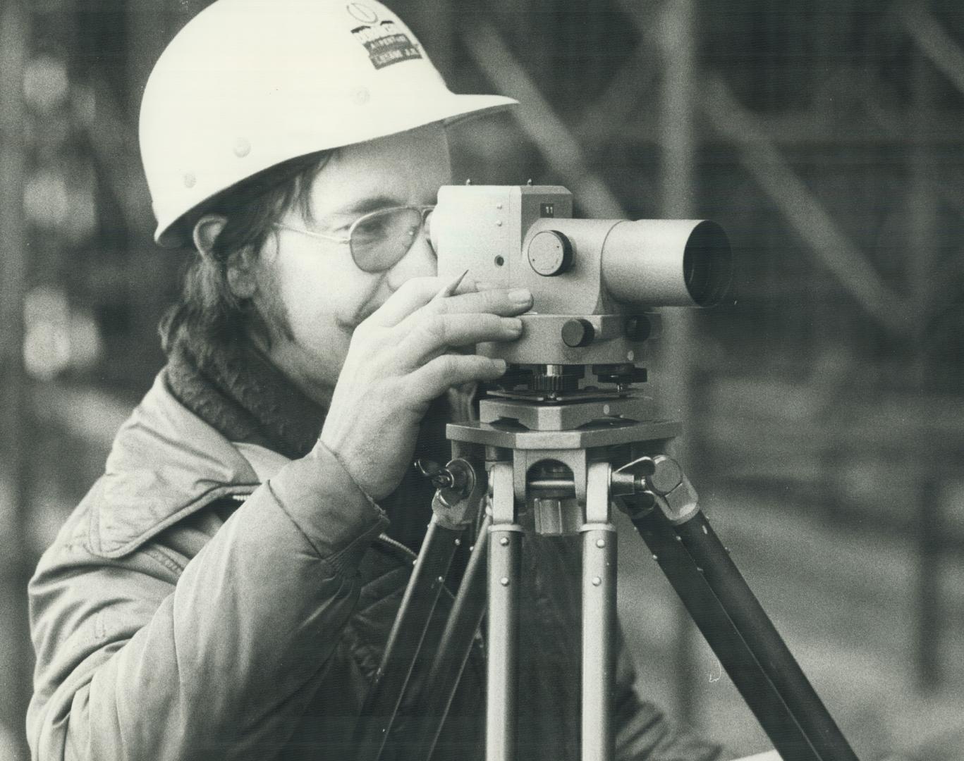 Sports - Olympics - (1976) - Montreal - Olympic Stadium - (Construction)