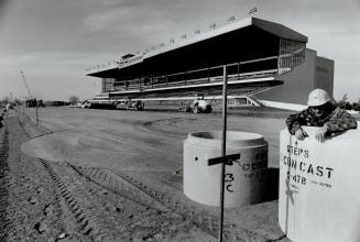 Sports - Horses - Race - Tracks - Woodbine (1980)