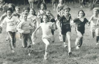 Students from Pickering Public School set out on their annual across-country run yesterday through Petticoat Creek Park in Pickering. The girls, in th(...)