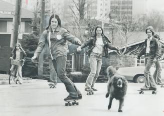 There's No Skateboard for Charlie Brown, Rejoining the perennial springtime tradition of alleys, nibs, skipping ropes, hopscotch, rollerskates and loa(...)