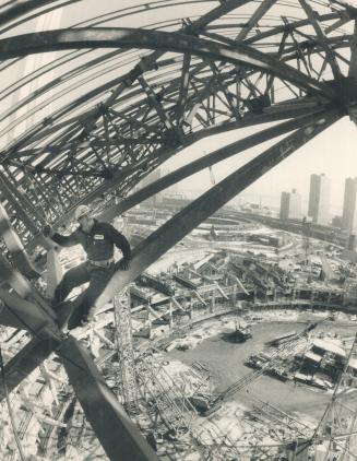 Sports - Stadiums - Canada - Ontario - Toronto - Skydome (Construction) 1988