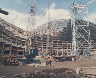 Sports - Stadiums - Canada - Ontario - Toronto - Skydome (Construction) 1988