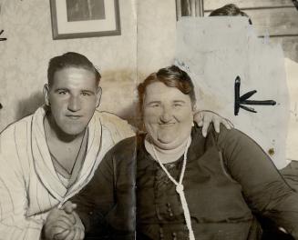 Warren Anderson of Nova Scotia, who cam in third in the big swim, seen with Mrs