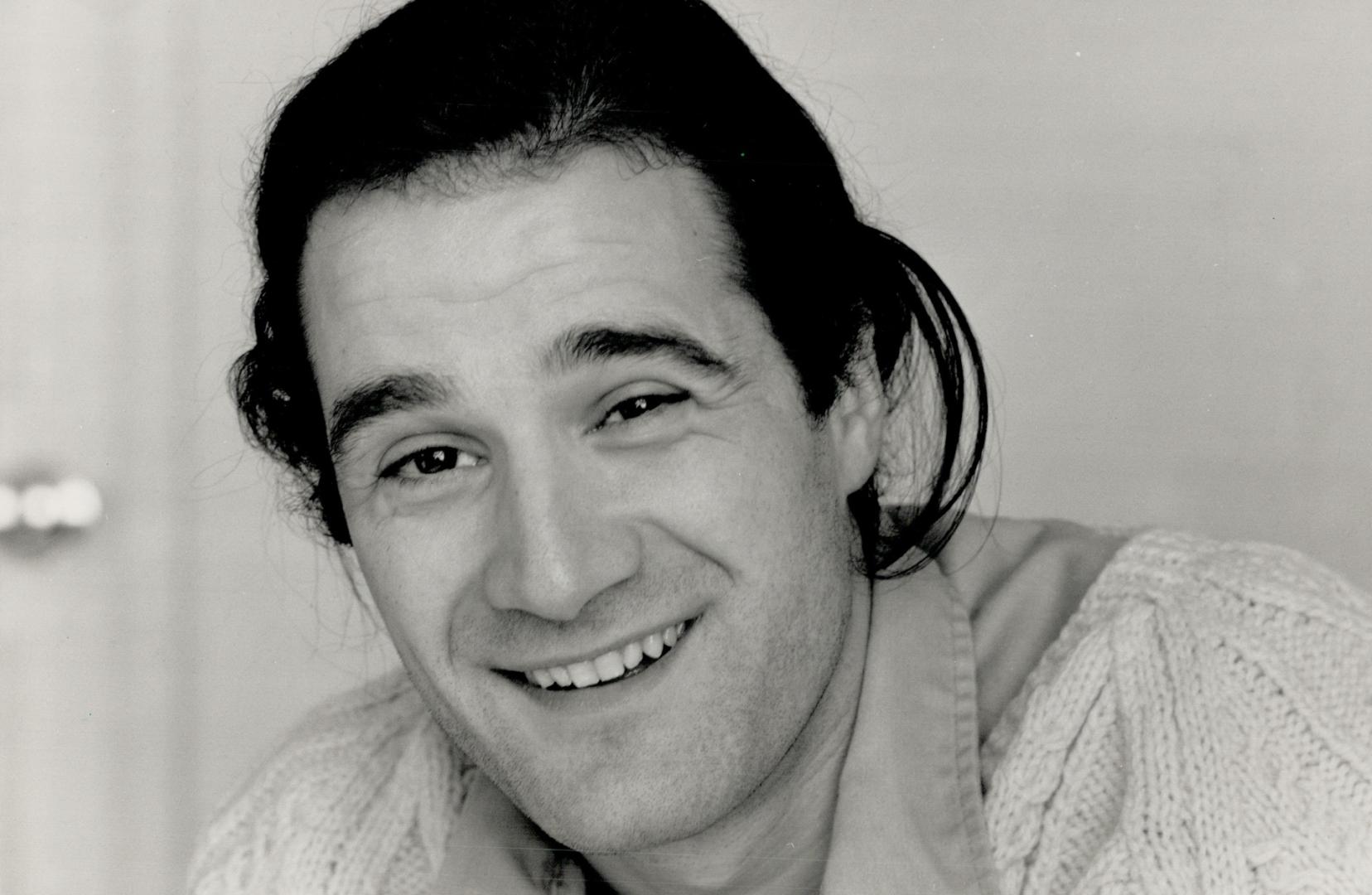 De Niro Lookalike: Montreal actor Elias Koteas discovered he used to live only blocks away from Victor Malarek, who he plays in Malarek