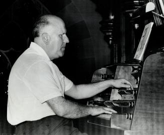 Antoine Reboulet Paris, France Organist