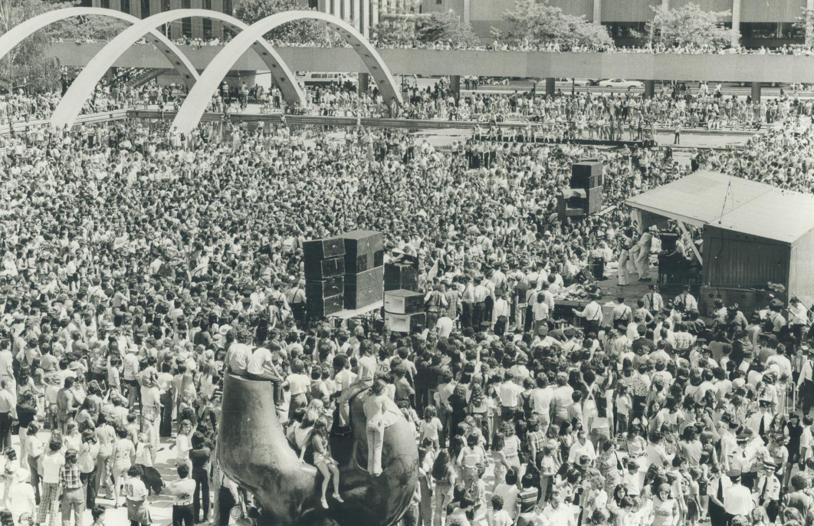 Thousands of fans jammed Nathan Phillips Square for Bay City Roller' concert