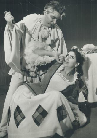 Francisco Lazaro, Maria Pagliacci