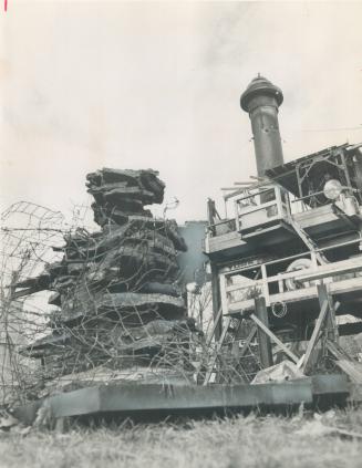 Unfinished sculpture by Montreal's Armand Vaillancourt sits beside the blast furnace used for melting down metal for the work. Toronto Board of Contro(...)