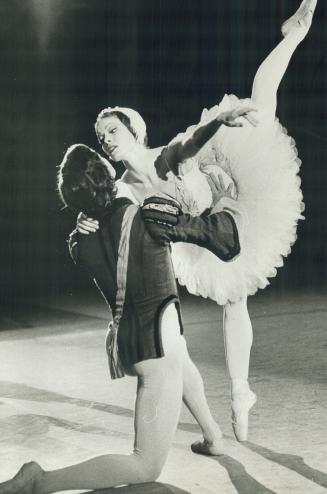 Karen Kain, Frank Augustyn, Swan Lake