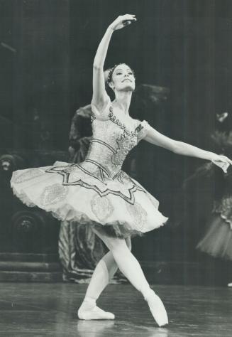 Dancing - Ballet - National Ballet - Sleeping Beauty