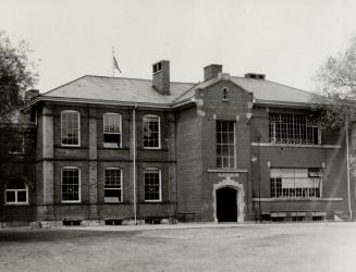 Plains Road Public School