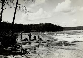 Fishing party, Victoria Rapids, Nipigon River, Ontario