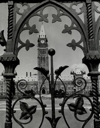 Canada - Ontario - Ottawa - Parliament Buildings - Exterior (1970 - 1980)