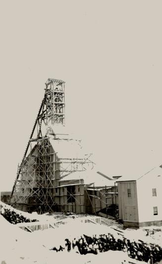 Shaft house at Howey gold mine, Red Lake